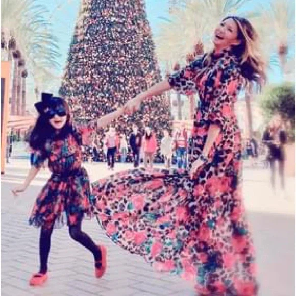 Dolce and Gabbana inspired maxi dress perfect for the holidays! - Picture 7 of 8